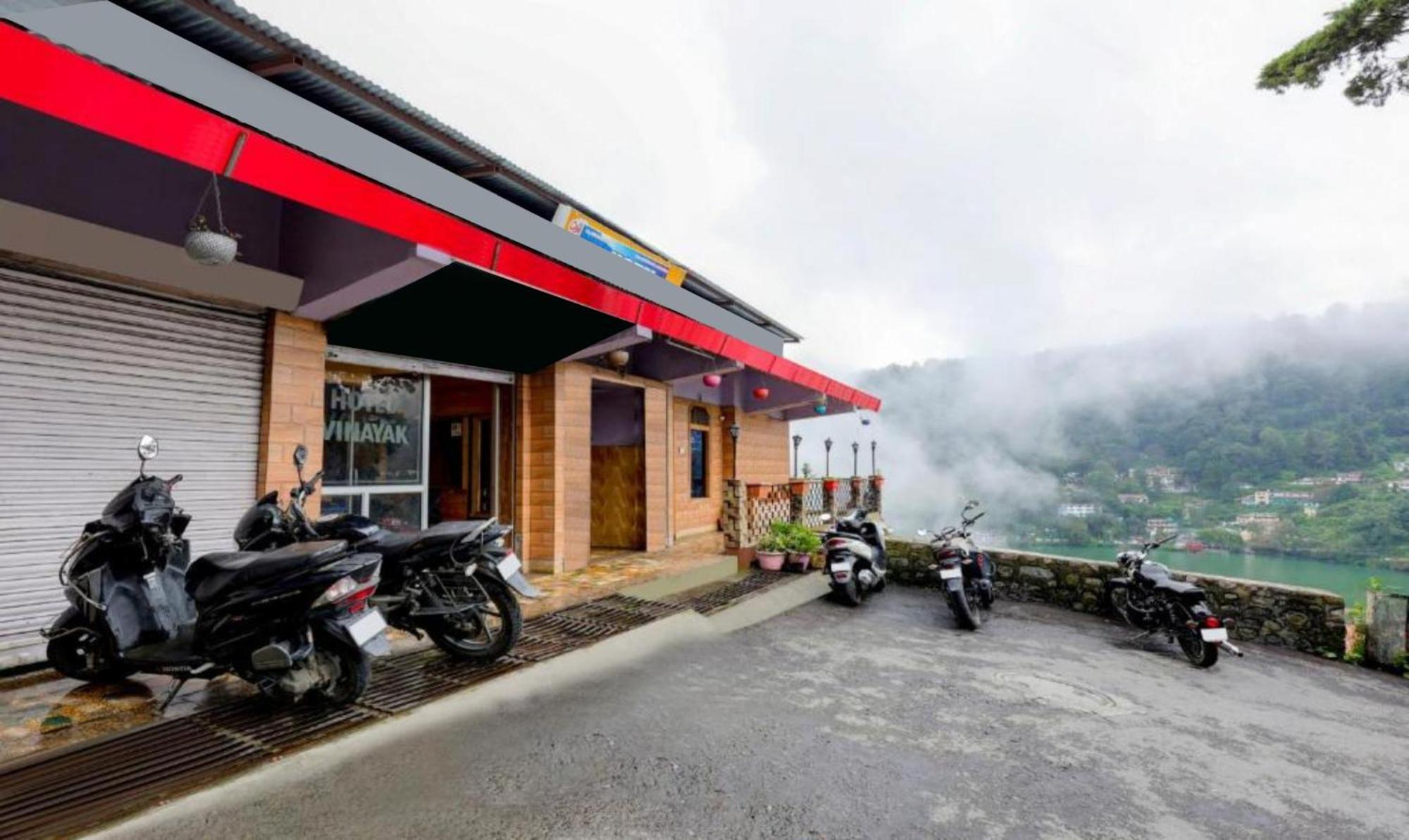 Hotel Vinayak Nainital Near Mall Road Lake View Room Экстерьер фото